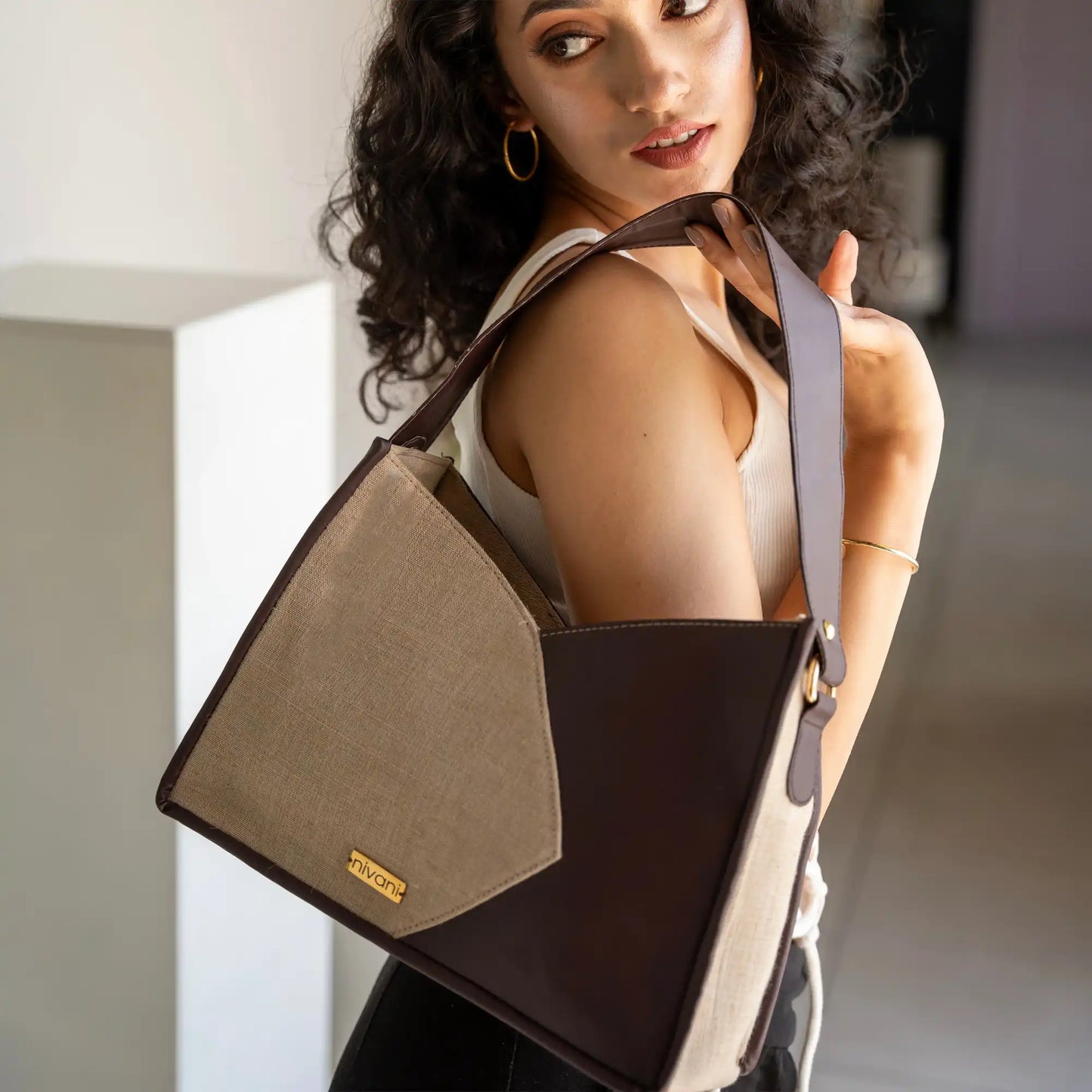 DUAL PANEL SHOULDER BAG